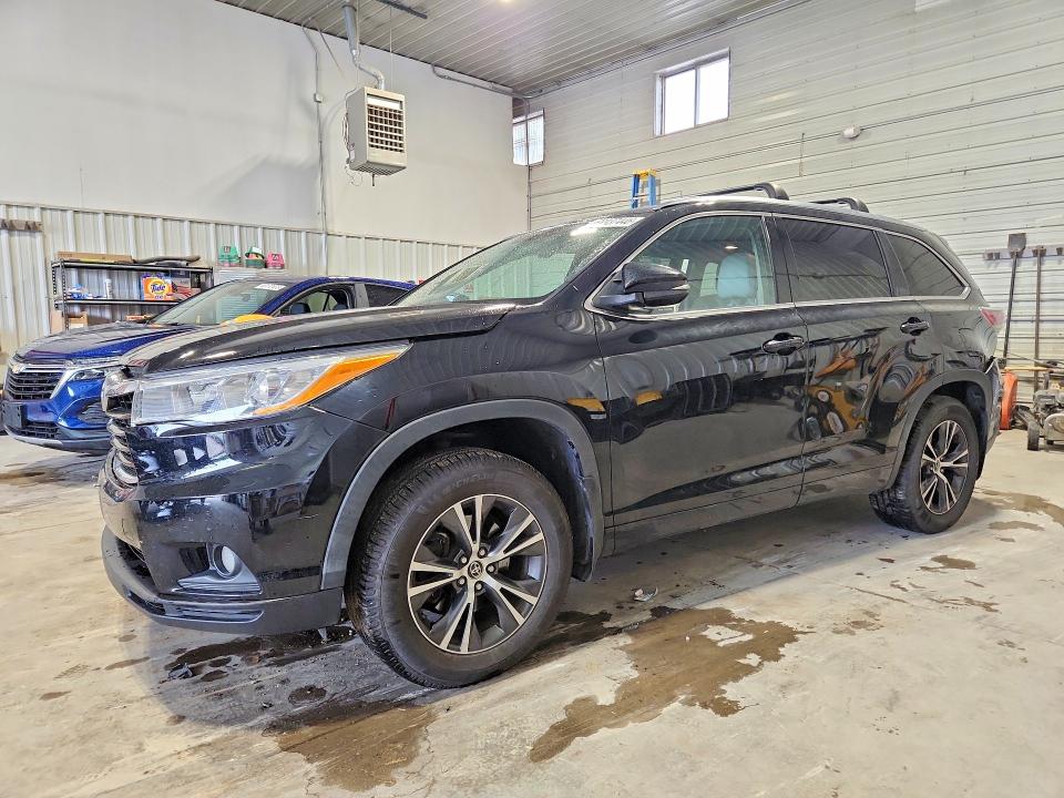 68937446 :رقم المزاد ، 5TDJKRFH7GS227693 vin ، 2016 Toyota Highlander مزاد بيع