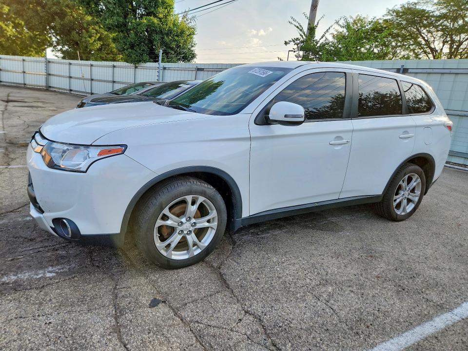 Продаж на аукціоні авто 2015 Mitsubishi Outlander, vin: JA4AZ3A33FZ008371, номер лоту: 67297696