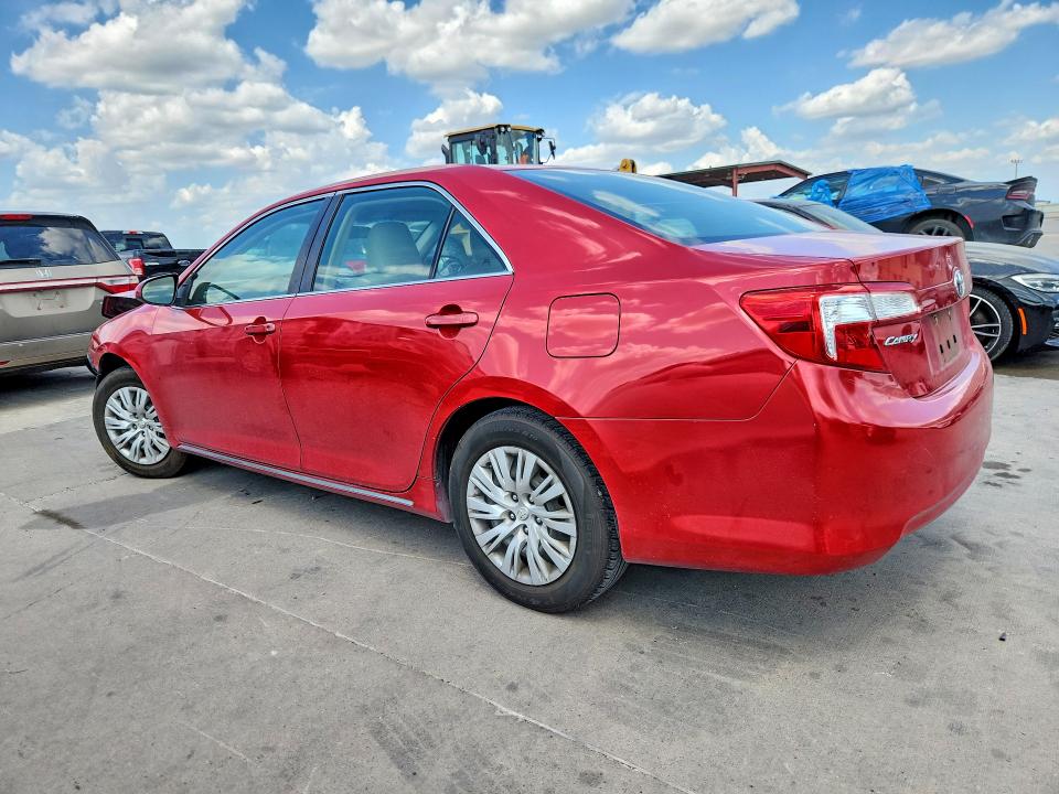 66852066 :رقم المزاد ، 4T1BF1FKXCU531592 vin ، 2012 Toyota Camry مزاد بيع