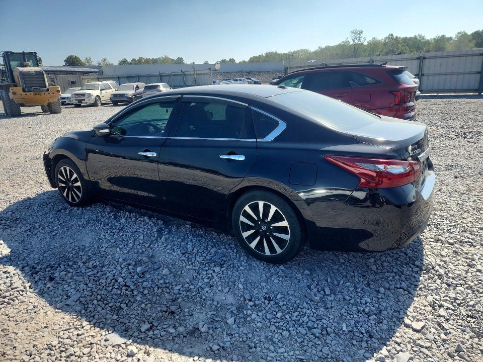 Auction sale of the 2018 Nissan Altima, vin: 1N4AL3AP5JC127793, lot number: 70233596