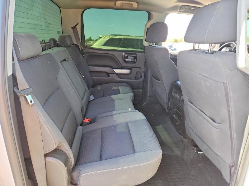 69599386 :رقم المزاد ، 3GCUKREC3JG297829 vin ، 2018 Chevrolet Silverado مزاد بيع