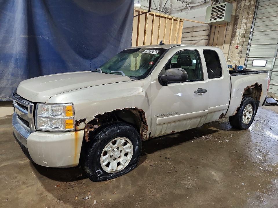 70726246 :رقم المزاد ، 1GCEK19068Z219657 vin ، 2008 Chevrolet Silverado مزاد بيع