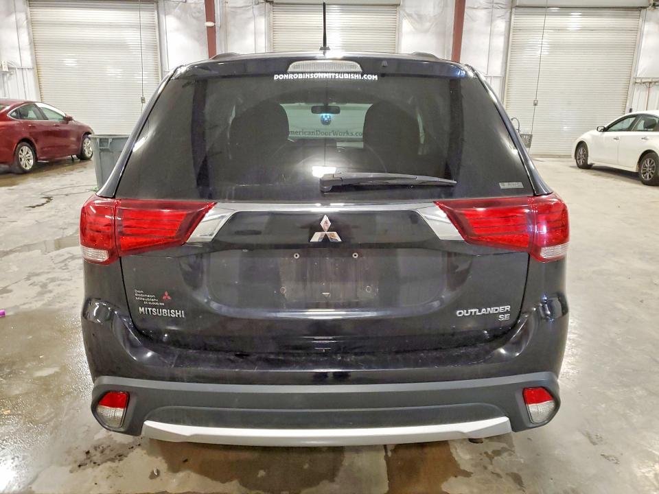 68940826 :رقم المزاد ، JA4AZ3A37GZ010884 vin ، 2016 Mitsubishi Outlander مزاد بيع