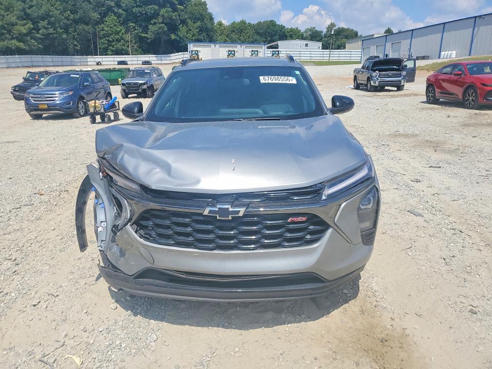 67698556 :رقم المزاد ، KL77LJEP3SC071810 vin ، 2025 Chevrolet Trax مزاد بيع