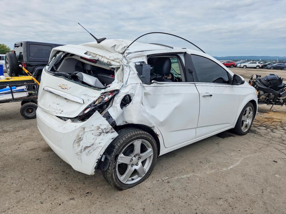69733596 :رقم المزاد ، 1G1JE6SG2E4141096 vin ، 2014 Chevrolet Sonic مزاد بيع