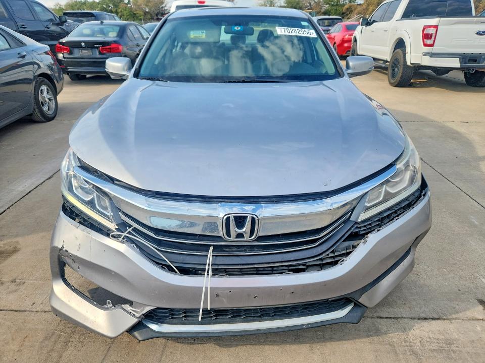 Продаж на аукціоні авто 2016 Honda Accord, vin: 1HGCR2F76GA154351, номер лоту: 70282956