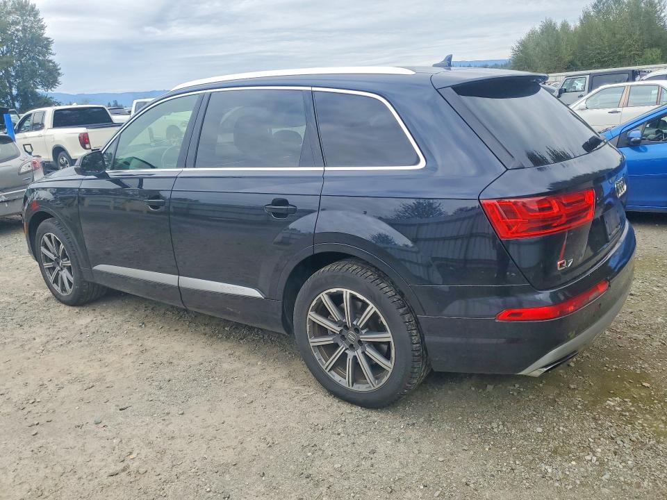Продажа на аукционе авто 2017 Audi Q7, vin: WA1LAAF74HD019220, номер лота: 70623316