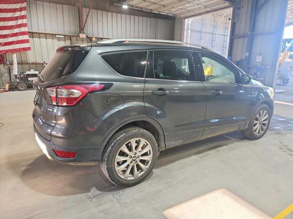 67387506 :رقم المزاد ، 1FMCU0JDXHUB82843 vin ، 2017 Ford Escape مزاد بيع