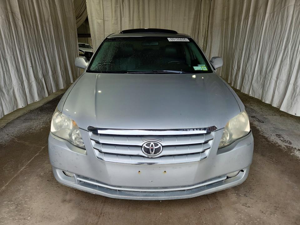 69135056 :رقم المزاد ، 4T1BK36B37U242356 vin ، 2007 Toyota Avalon مزاد بيع