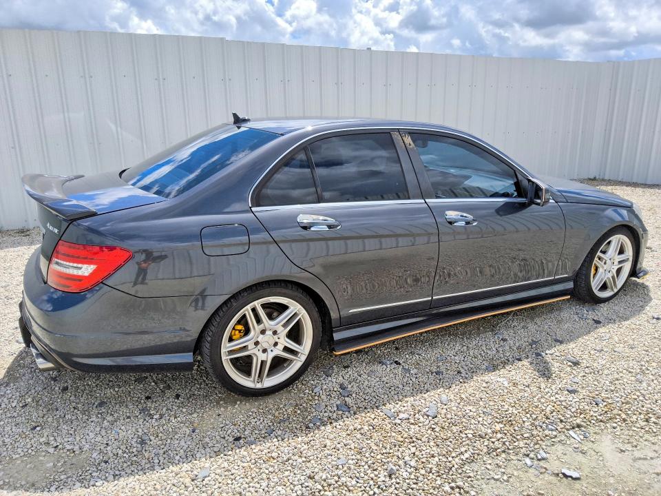 67523916 :رقم المزاد ، WDDGF8AB2DR241898 vin ، 2013 Mercedes-benz C مزاد بيع