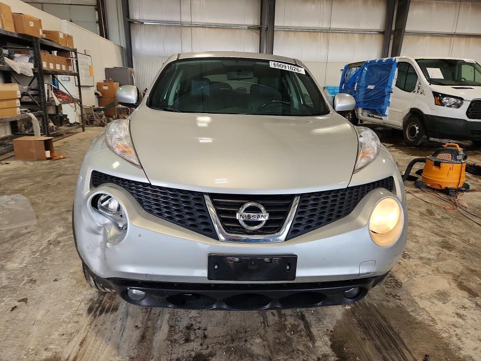 69091026 :رقم المزاد ، JN8AF5MV6DT216000 vin ، 2013 Nissan Juke مزاد بيع