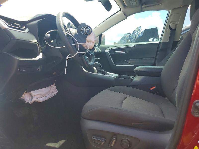 67560836 :رقم المزاد ، 2T3W1RFV2KC013086 vin ، 2019 Toyota Rav4 مزاد بيع