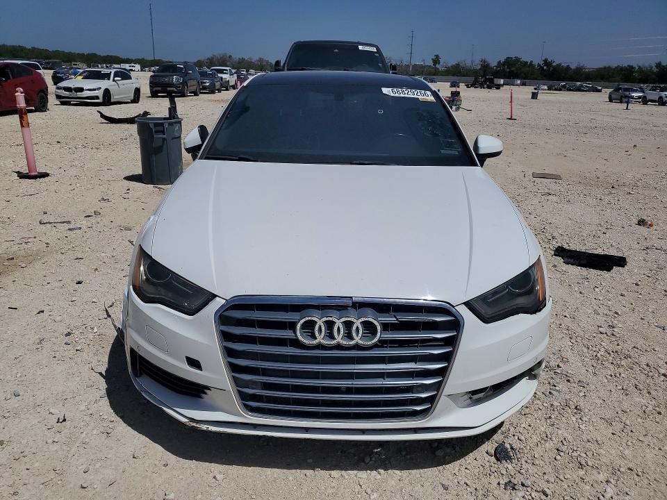Aukcja sprzedaży 2016 Audi A3, vin: WAUA7GFF2G1042739, numer aukcji: 68829266