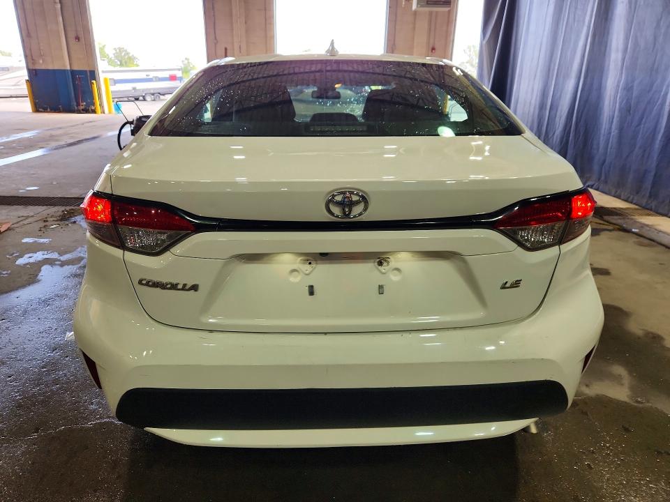 68296696 :رقم المزاد ، 5YFEPMAE8MP204821 vin ، 2021 Toyota Corolla مزاد بيع