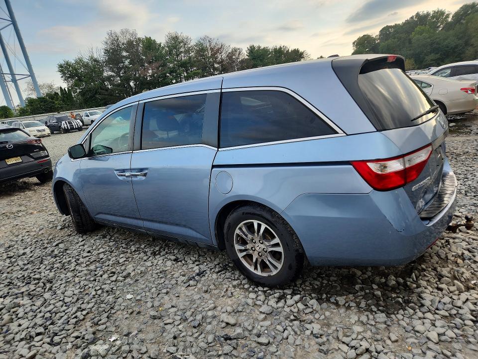 69028806 :رقم المزاد ، 5FNRL5H6XCB061060 vin ، 2012 Honda Odyssey مزاد بيع