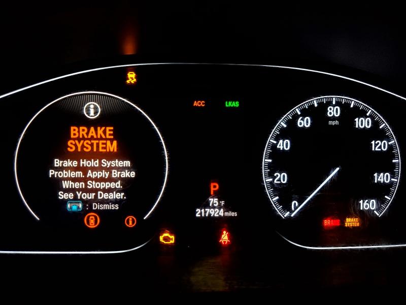67984616 :رقم المزاد ، 1HGCV1F51JA206951 vin ، 2018 Honda Accord مزاد بيع