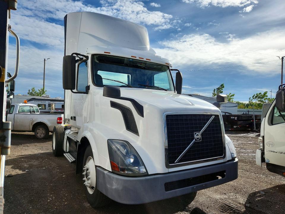 Aukcja sprzedaży 2016 Volvo Vnl, vin: 4V4N39TG2GN965504, numer aukcji: 65417356