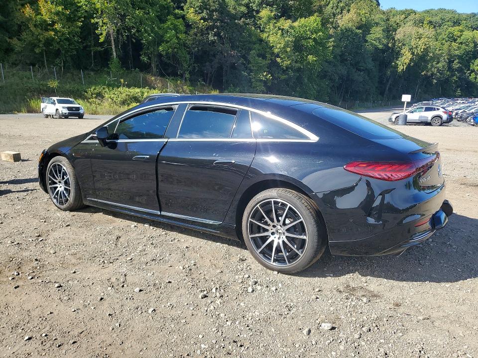 70103156 :رقم المزاد ، W1KCG4EB1NA018119 vin ، 2022 Mercedes-benz Eqs Sedan مزاد بيع