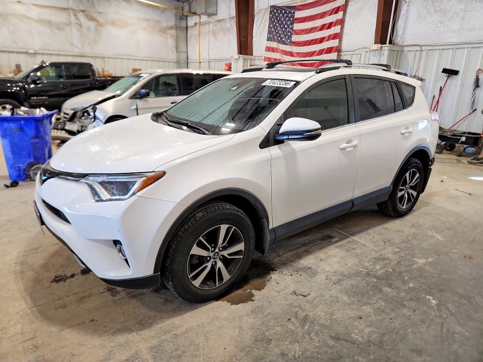 Aukcja sprzedaży 2018 Toyota Rav4, vin: JTMRFREV8JJ735934, numer aukcji: 70423256