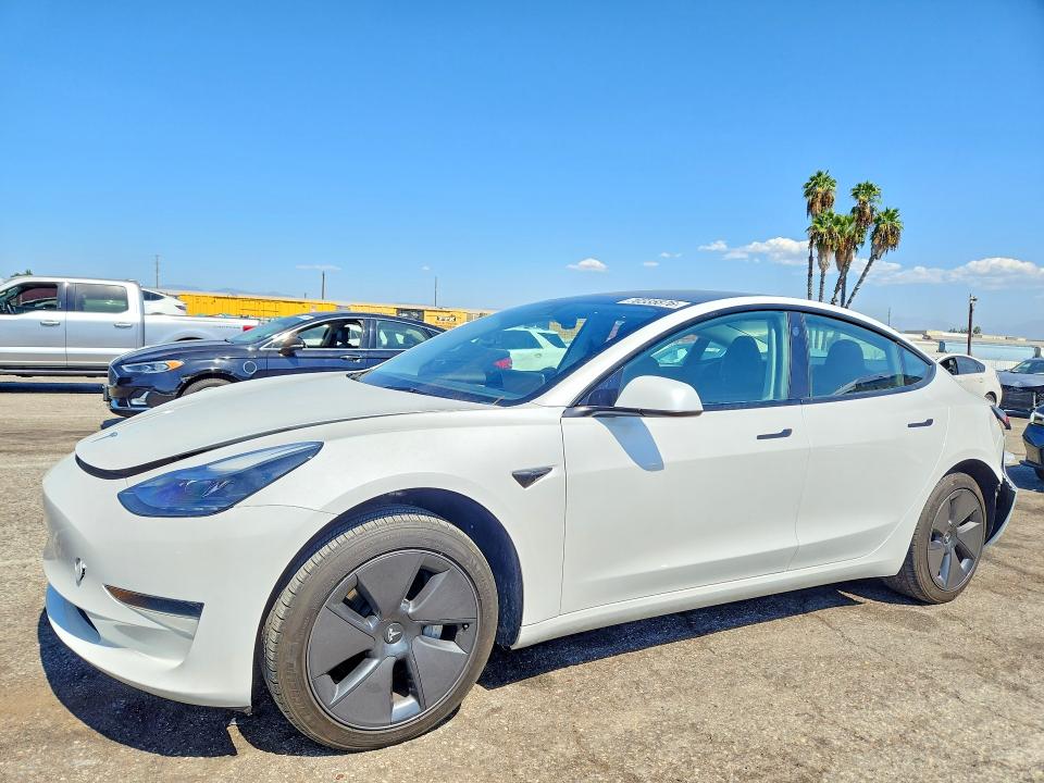 70335876 :رقم المزاد ، 5YJ3E1EA2PF612041 vin ، 2023 Tesla Model 3 مزاد بيع