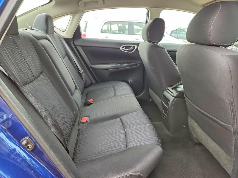 2018 Nissan Sentra მანქანა იყიდება აუქციონზე, vin: 3N1AB7AP4JY220853, აუქციონის ნომერი: 69388876
