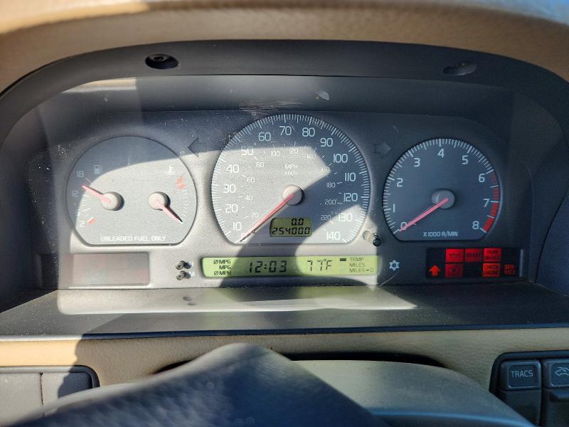 Продажа на аукционе авто 1998 Volvo S70, vin: YV1LS5370W2519957, номер лота: 68534376
