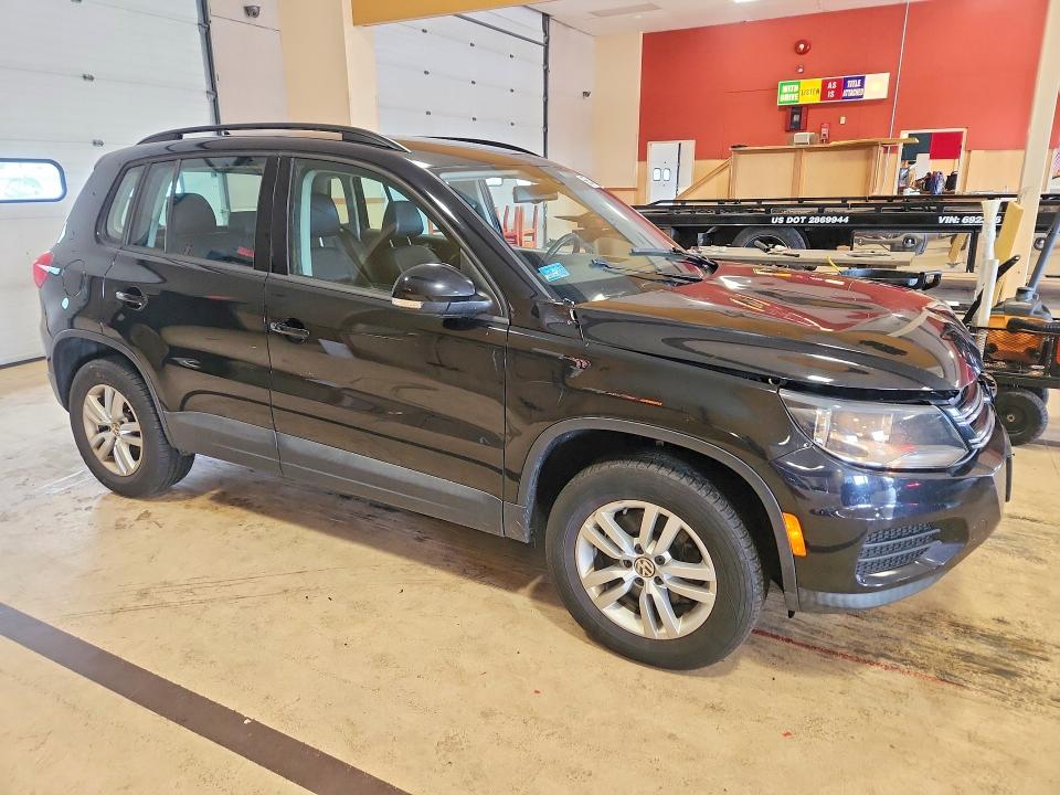 Продаж на аукціоні авто 2017 Volkswagen Tiguan, vin: WVGAV7AXXHK019399, номер лоту: 66554286