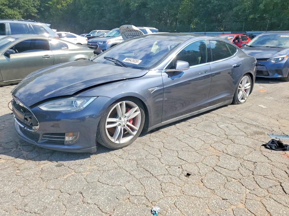2016 Tesla Model S მანქანა იყიდება აუქციონზე, vin: 5YJSA1E47GF115858, აუქციონის ნომერი: 68843926