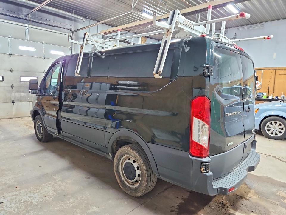 66854666 :رقم المزاد ، 1FTYR1ZG5FKB31095 vin ، 2015 Ford Transit مزاد بيع