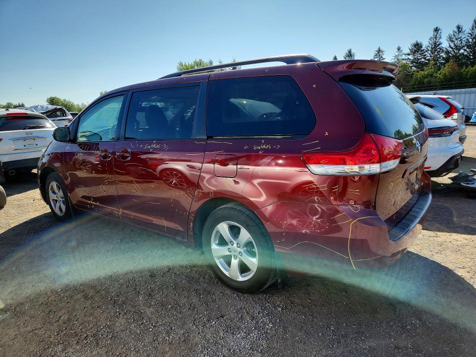 2014 Toyota Sienna მანქანა იყიდება აუქციონზე, vin: 5TDKK3DC9ES488667, აუქციონის ნომერი: 68553306