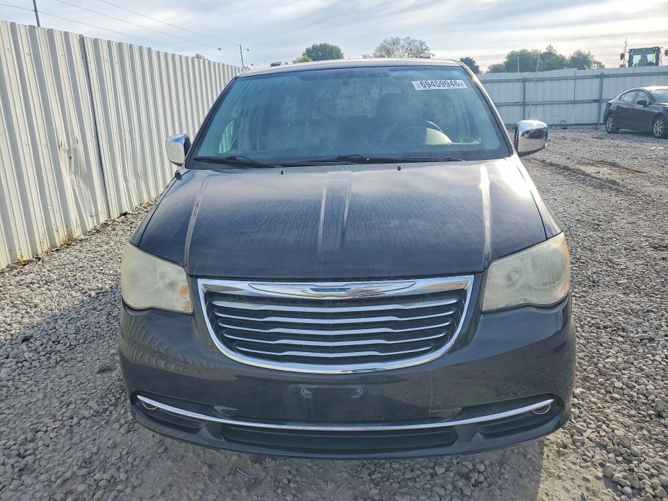 2011 Chrysler Town & Country მანქანა იყიდება აუქციონზე, vin: 2A4RR8DG2BR682238, აუქციონის ნომერი: 69459946