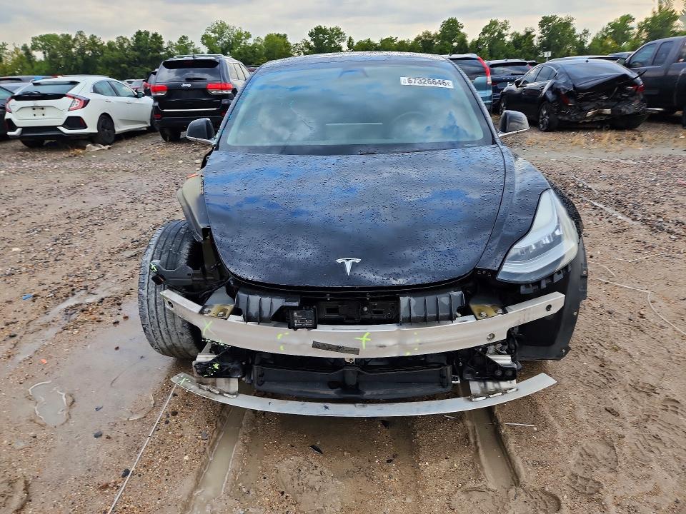 67326646 :رقم المزاد ، 5YJ3E1EA8KF394759 vin ، 2019 Tesla Model 3 مزاد بيع