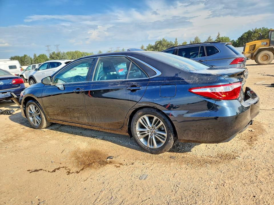 67394926 :رقم المزاد ، 4T1BF1FK4FU060706 vin ، 2015 Toyota Camry مزاد بيع