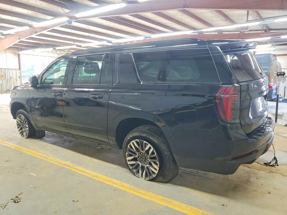 2026 Chevrolet Suburban მანქანა იყიდება აუქციონზე, vin: 1GNS6DKD6TR327640, აუქციონის ნომერი: 69491176