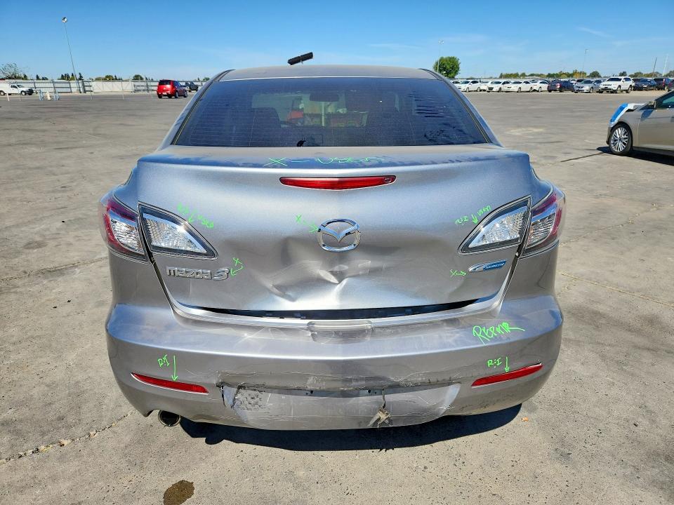 68083846 :رقم المزاد ، JM1BL1VP3D1792883 vin ، 2013 Mazda 3 مزاد بيع