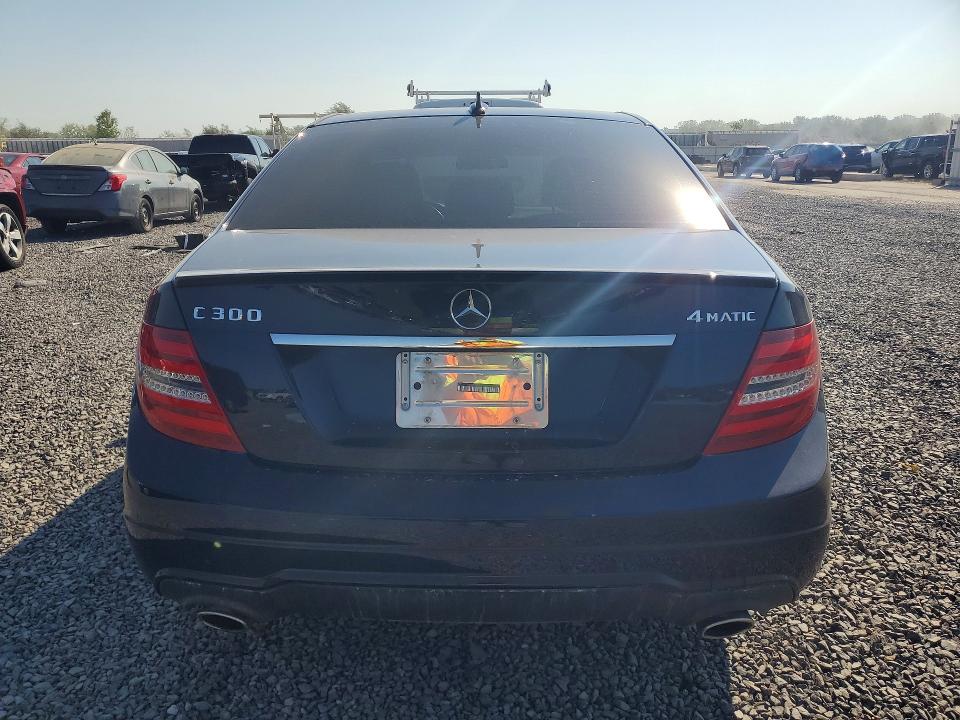 Продажа на аукционе авто 2013 Mercedes-benz C, vin: WDDGF8AB9DR244006, номер лота: 69753846