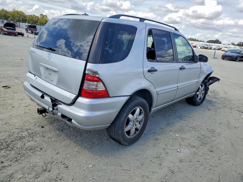 2003 Mercedes-benz Ml მანქანა იყიდება აუქციონზე, vin: 4JGAB57E53A407688, აუქციონის ნომერი: 67087176
