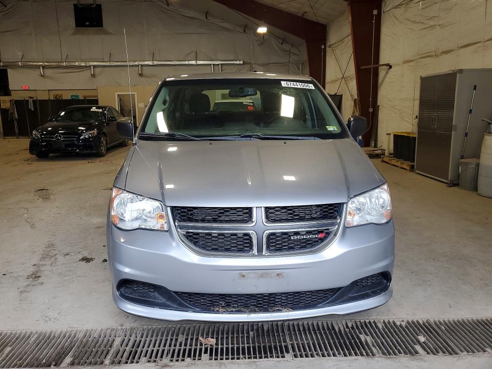 2015 Dodge Grand Caravan მანქანა იყიდება აუქციონზე, vin: 2C4RDGBG8FR683028, აუქციონის ნომერი: 67441006