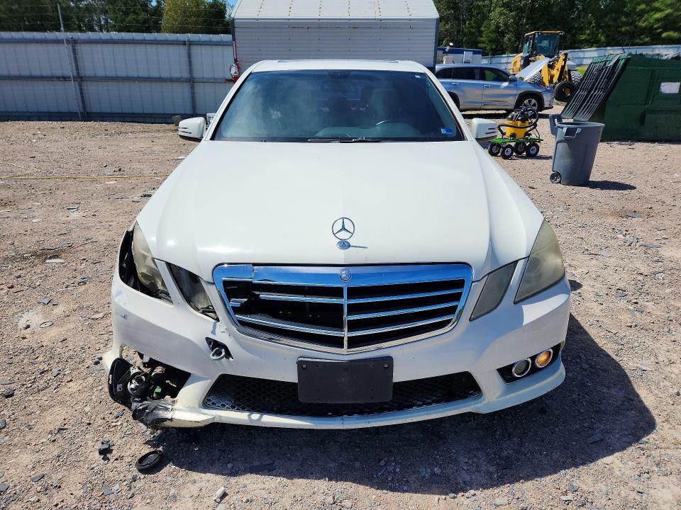 68126116 :رقم المزاد ، WDDHF8HB7AA073924 vin ، 2010 Mercedes-benz E مزاد بيع
