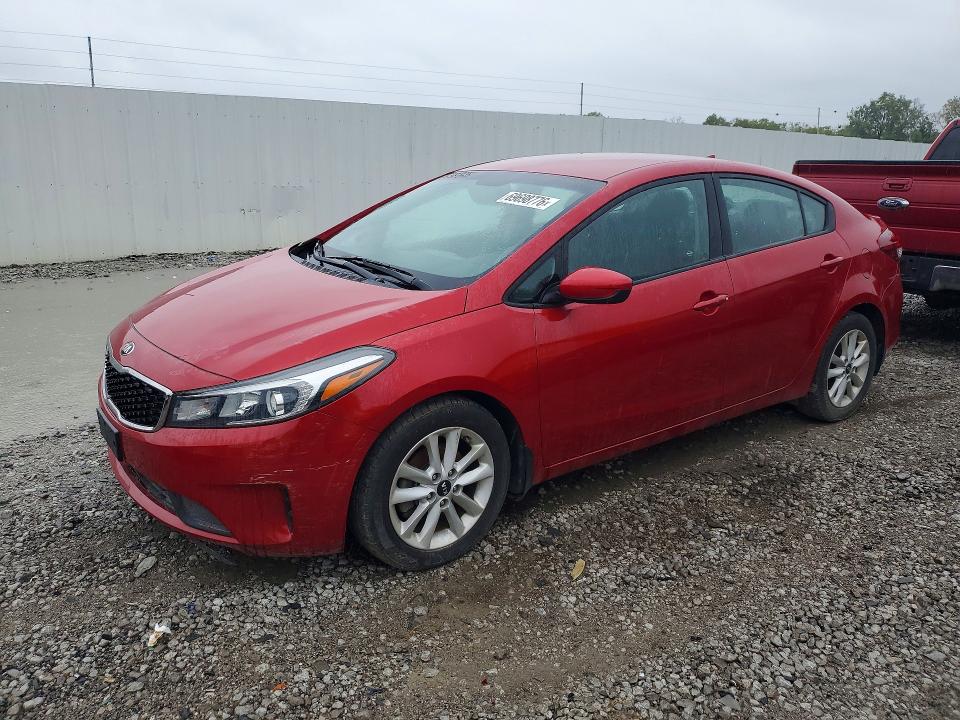 2017 Kia Forte მანქანა იყიდება აუქციონზე, vin: 3KPFL4A77HE158598, აუქციონის ნომერი: 69698776