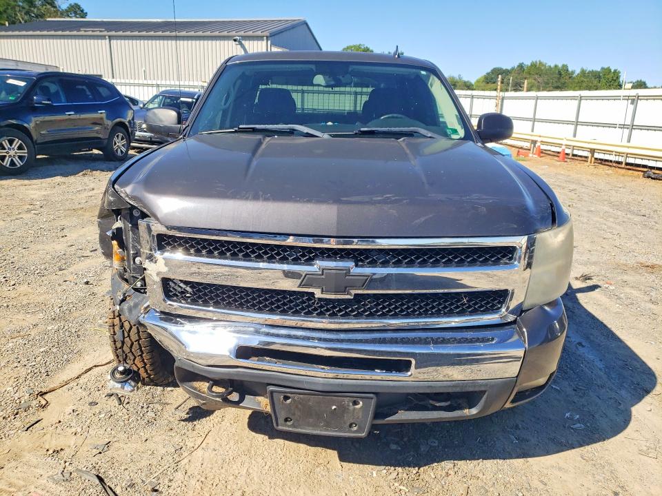 2011 Chevrolet Silverado მანქანა იყიდება აუქციონზე, vin: 1GCRKSE34BZ109141, აუქციონის ნომერი: 69016826