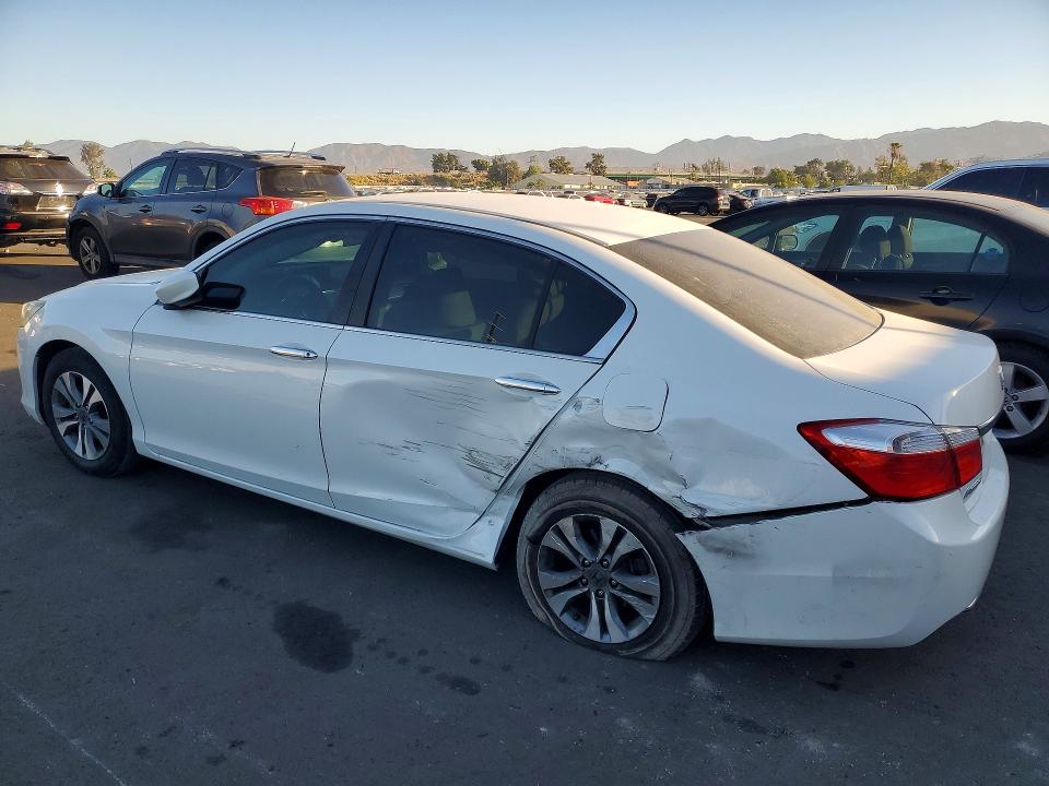 Продажа на аукционе авто 2015 Honda Accord, vin: 1HGCR2F38FA119421, номер лота: 70846116