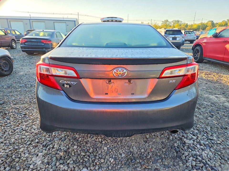 70247196 :رقم المزاد ، 4T1BF1FK4DU717131 vin ، 2013 Toyota Camry مزاد بيع