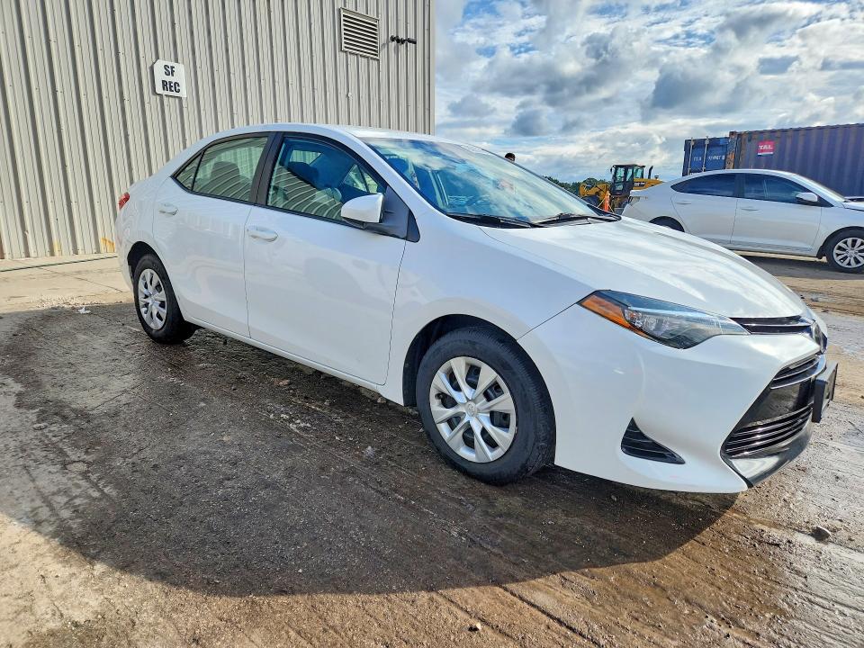 2017 Toyota Corolla მანქანა იყიდება აუქციონზე, vin: 2T1BURHE2HC774768, აუქციონის ნომერი: 69509466