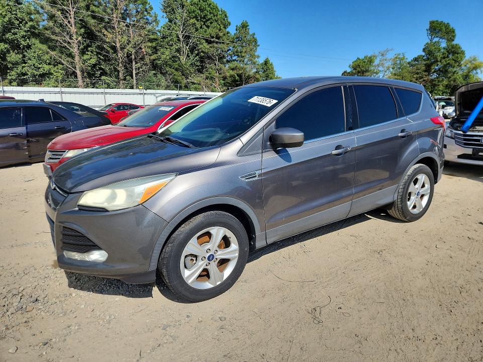 71138576 :رقم المزاد ، 1FMCU0G91EUB11142 vin ، 2014 Ford Escape مزاد بيع