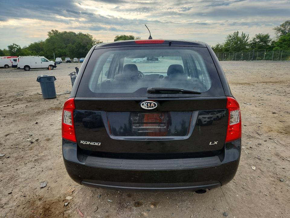 67803676 :رقم المزاد ، KNAFG525577050273 vin ، 2007 Kia Rondo مزاد بيع