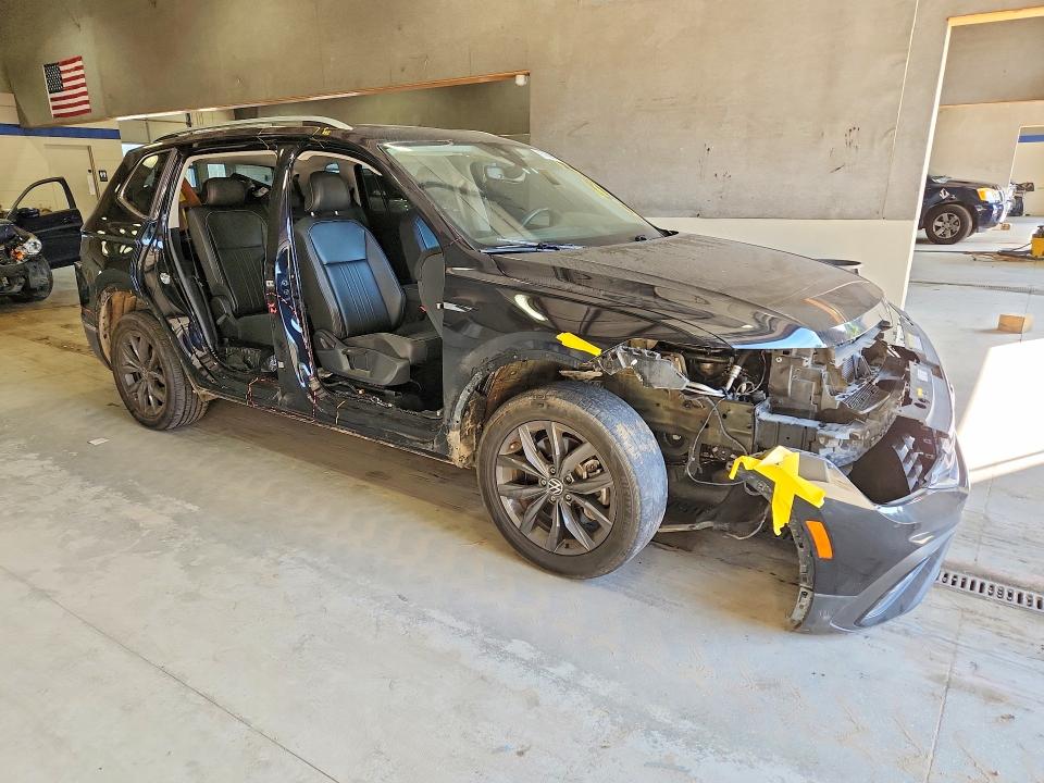 Aukcja sprzedaży 2022 Volkswagen Tiguan, vin: 3VV3B7AX8NM033782, numer aukcji: 67895956