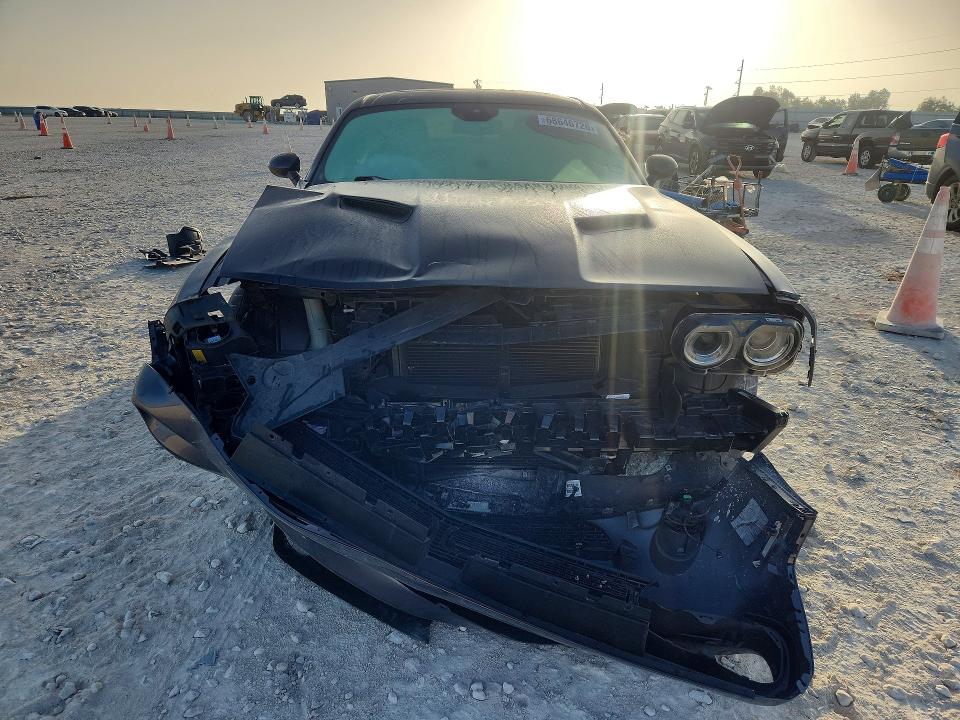 Продаж на аукціоні авто 2018 Dodge Challenger, vin: 2C3CDZFJ5JH165999, номер лоту: 68646726