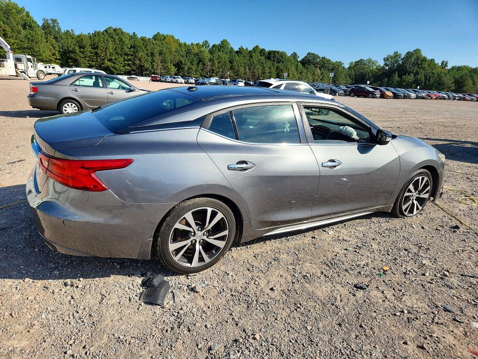 67511036 :رقم المزاد ، 1N4AA6AP5HC370764 vin ، 2017 Nissan Maxima مزاد بيع