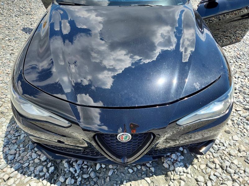 2021 Alfa Romeo Giulia მანქანა იყიდება აუქციონზე, vin: ZARFAMAN6M7641603, აუქციონის ნომერი: 68735736